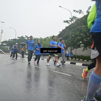 Runner Photo 7750554
