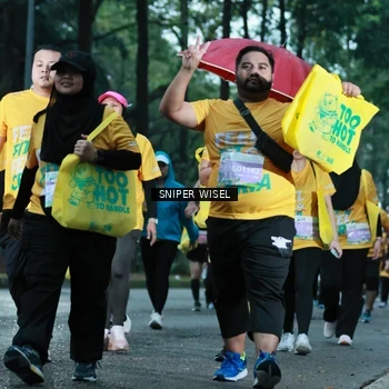 Runner Photo 7750564