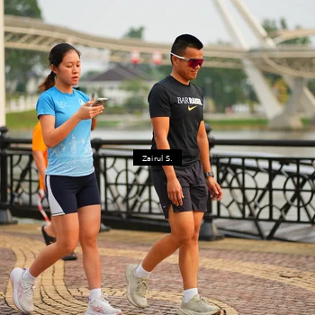 Runner Photo 7750566