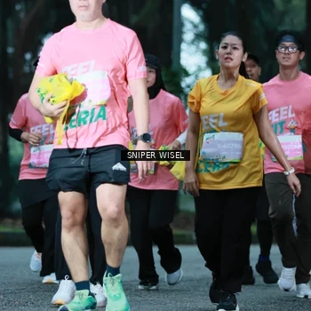 Runner Photo 7750567