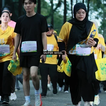 Runner Photo 7750572