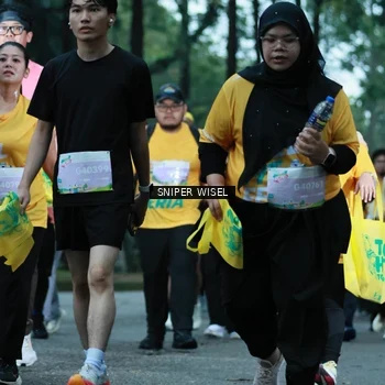 Runner Photo 7750575