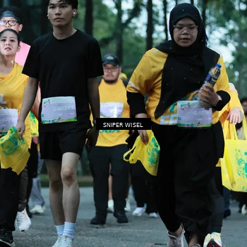 Runner Photo 7750594