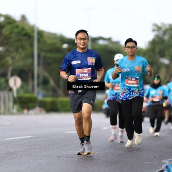 Runner Photo 7750602