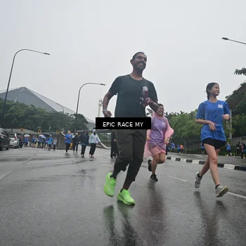 Runner Photo 7750609