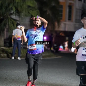 Runner Photo 7750612