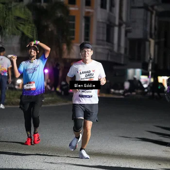 Runner Photo 7750615