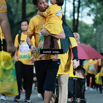 Runner Photo 7750644