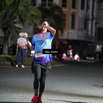 Runner Photo 7750649