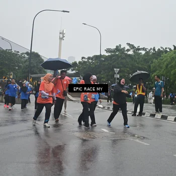 Runner Photo 7750655