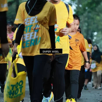 Runner Photo 7750656
