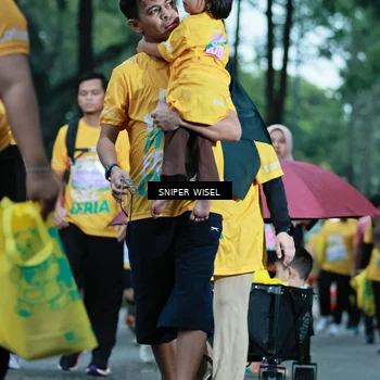 Runner Photo 7750657