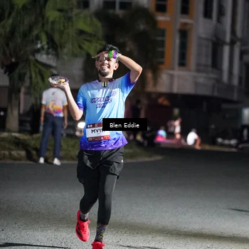 Runner Photo 7750659
