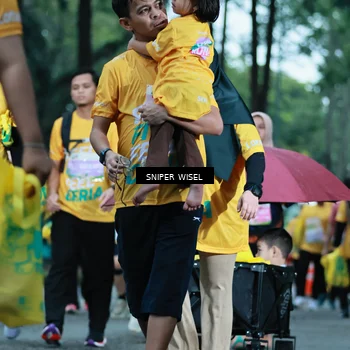 Runner Photo 7750660