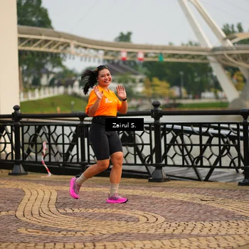 Runner Photo 7750661