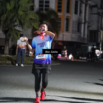 Runner Photo 7750667