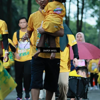 Runner Photo 7750668
