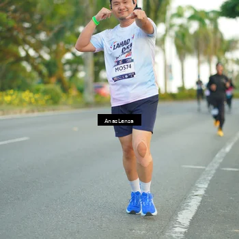Runner Photo 7750679