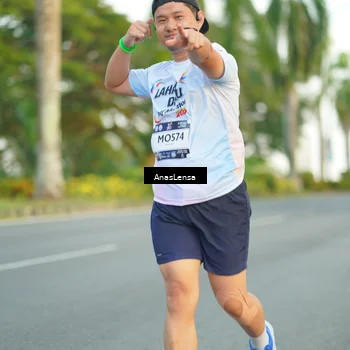 Runner Photo 7750681