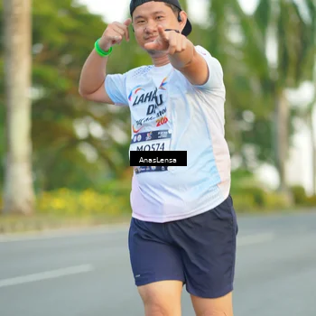 Runner Photo 7750683