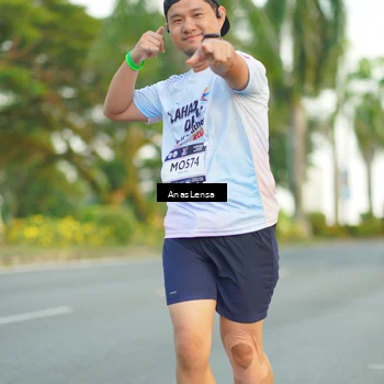Runner Photo 7750691