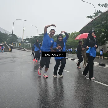Runner Photo 7750692