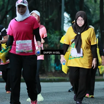 Runner Photo 7750694