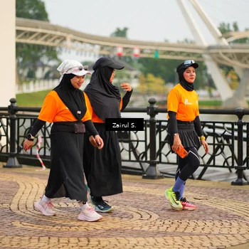 Runner Photo 7750698