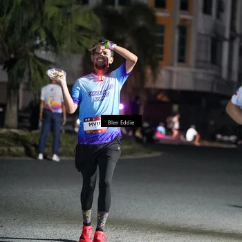 Runner Photo 7750702