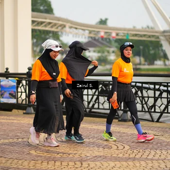 Runner Photo 7750714