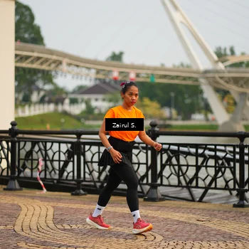 Runner Photo 7750742