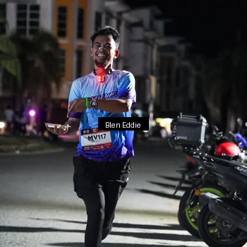Runner Photo 7750744