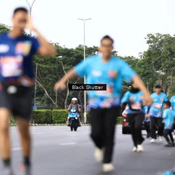 Runner Photo 7750761