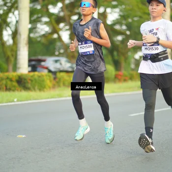 Runner Photo 7750766