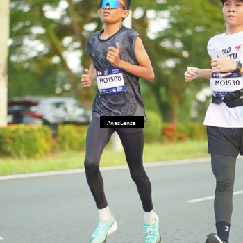 Runner Photo 7750768