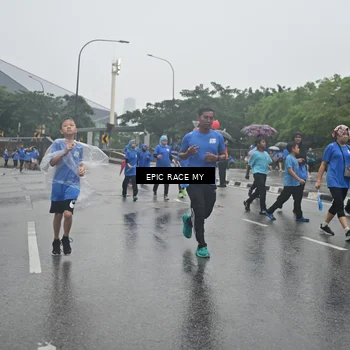 Runner Photo 7750769