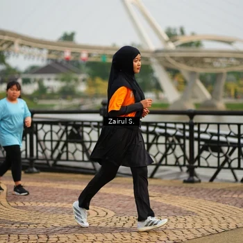 Runner Photo 7750772