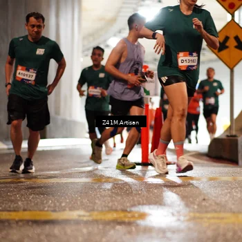 Runner Photo 7750773