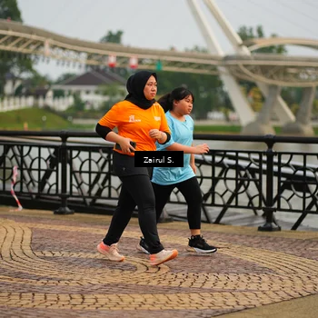Runner Photo 7750776