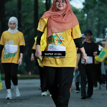 Runner Photo 7750784