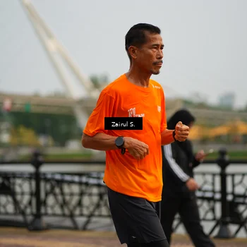 Runner Photo 7750785