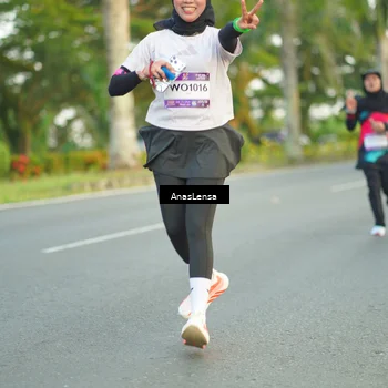 Runner Photo 7750812