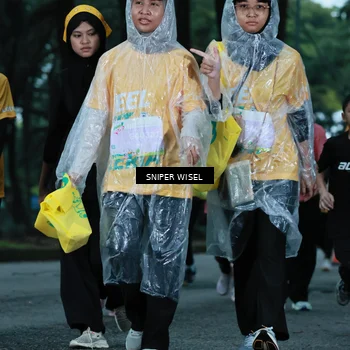 Runner Photo 7750824