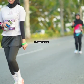 Runner Photo 7750828