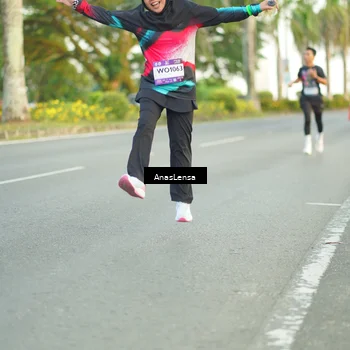 Runner Photo 7750833