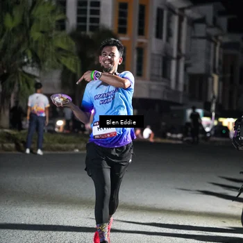 Runner Photo 7750835