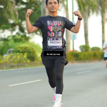 Runner Photo 7750848