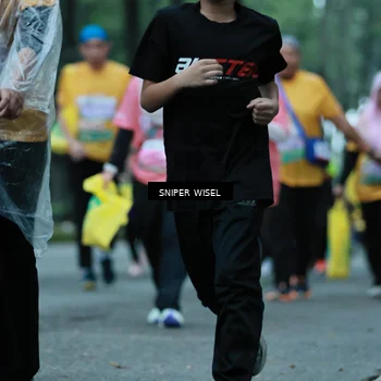 Runner Photo 7750854