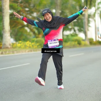 Runner Photo 7750855