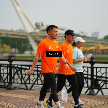 Runner Photo 7750859